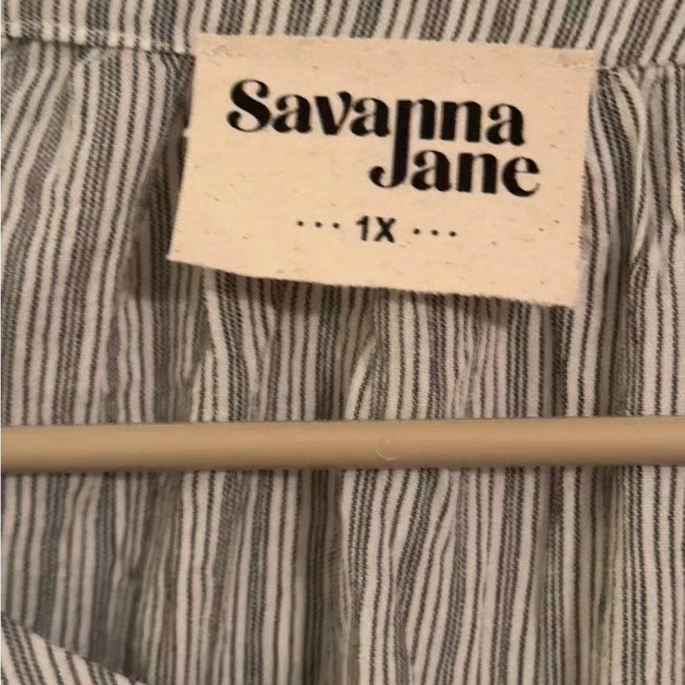 Savanna Jane Multicolor Embroidered Top - Picture 3 of 8